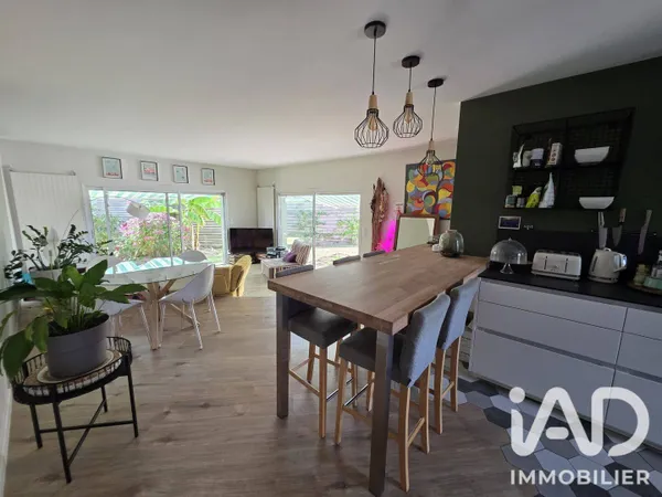Maison 7 pièces 193 m²