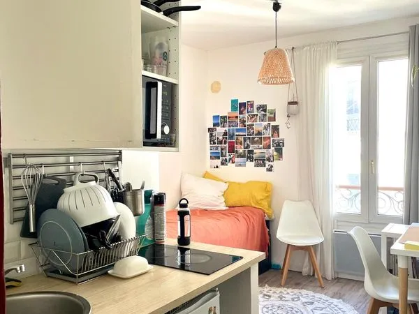 Studio rénové 13m² Paris 10e