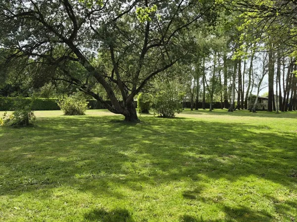 Terrain 2850 m² constructible