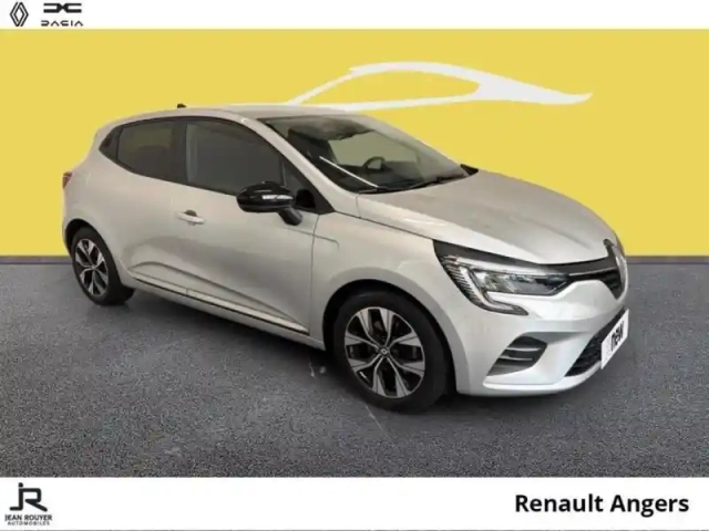 Renault Clio 1.5 blue dci 100ch evolution — photo 2