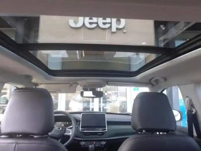 Jeep Compass 1.3 turbo t4 240ch phev 4xe north star at6 eawd — photo 12