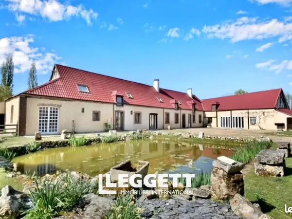 Maison 9 pièces 396 m²