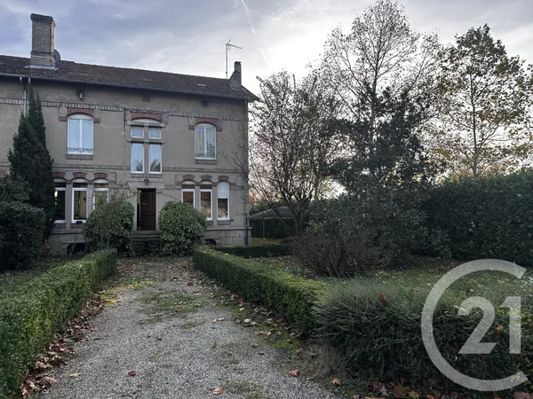 Maison 6 pièces 210 m²