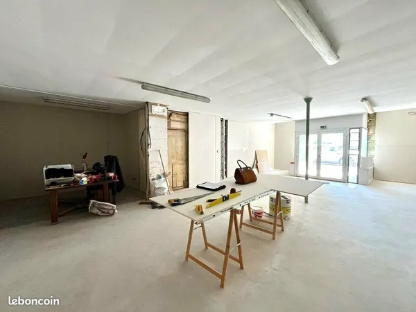 LOCAL COMMERCIAL 130 m² LES ARCS