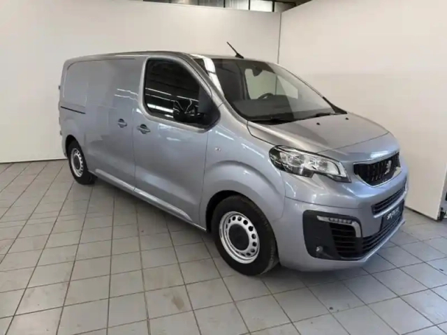 Peugeot Expert fg m 100 kw batterie 50 kwh — photo 3