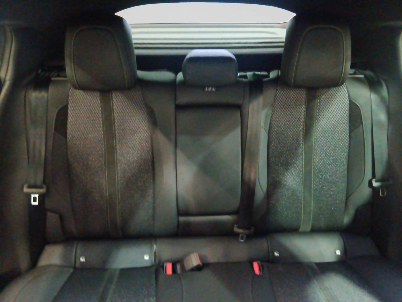 Peugeot 408 — photo 11