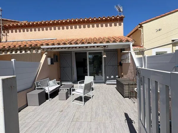 Maison avec terrasse et parking - Plage et port 5min à pied