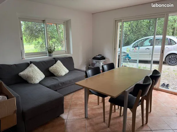Loue appartement meublé au mois