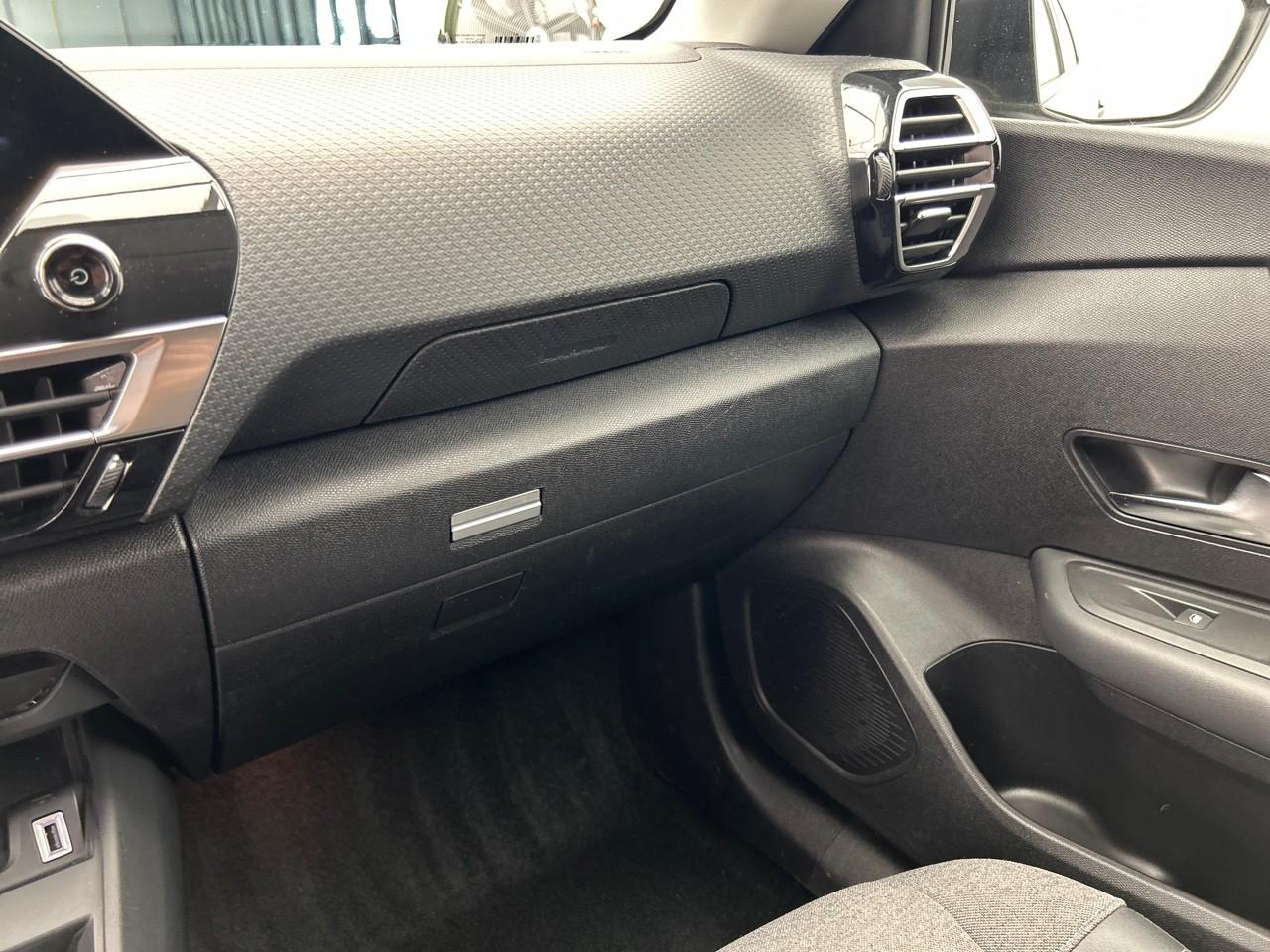 Citroën C4 puretech 130 s&s eat8 shine — photo 28