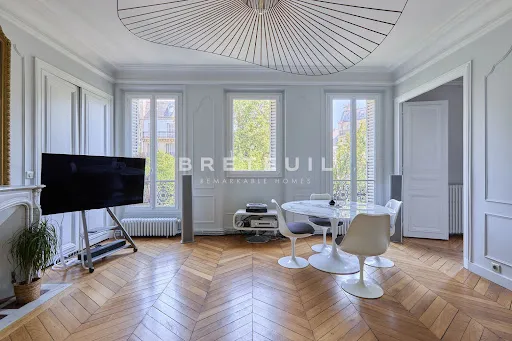 Appartement 4 pièces 126 m²