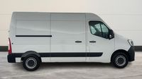 Renault Master F3500 L2H2 2.3 Blue dCi 135ch Confort Euro6 — photo 4