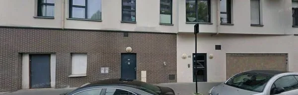 Local commercial 400 m²