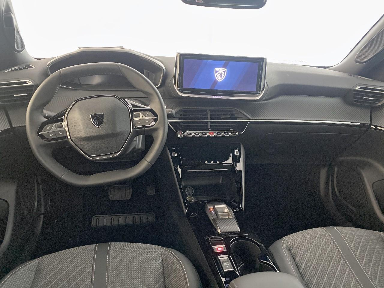 Peugeot 2008 hybrid 145 ch e-dcs6 allure — photo 8