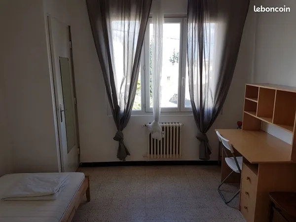 Une chambre libre coeur des facs dès le 15 octobre