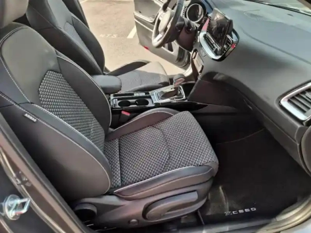 Kia Xceed 1.5 t-gdi 140ch active dct7 — photo 11