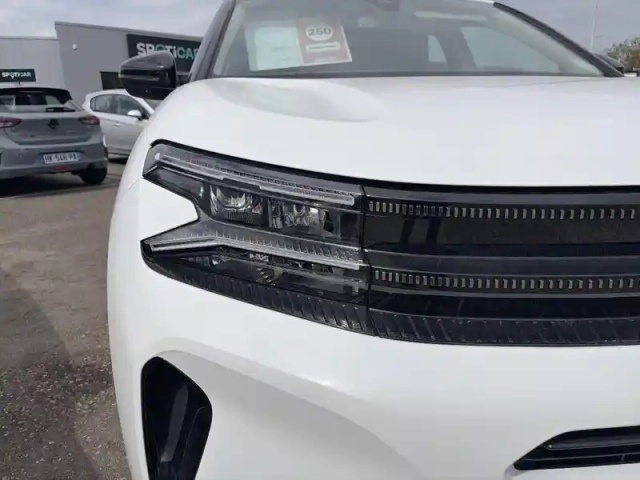 Citroën C5 Aircross bluehdi 130 s&amp;s bvm6 — photo 16