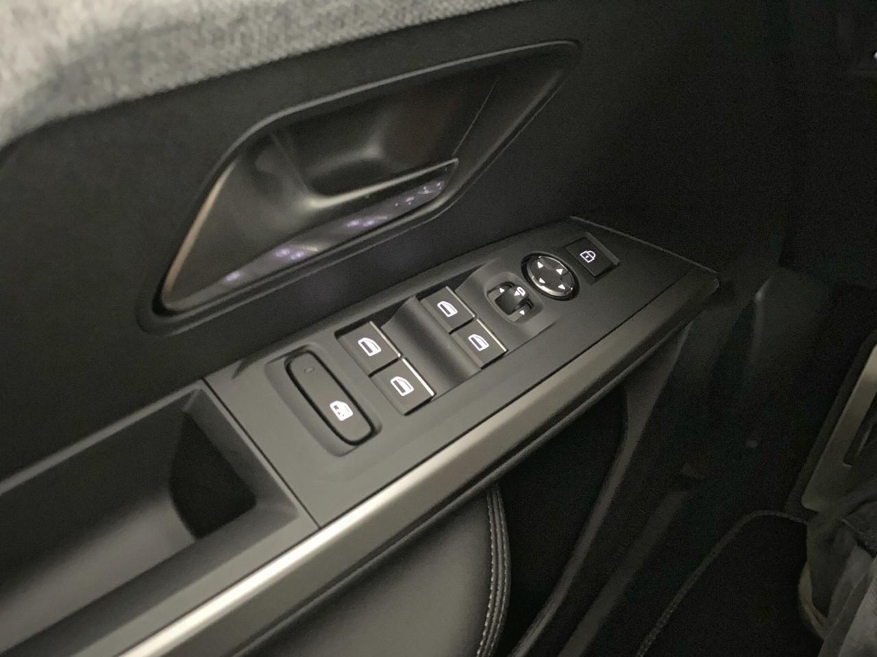 Peugeot 3008 hybrid 145 e-dcs6 gt — photo 20