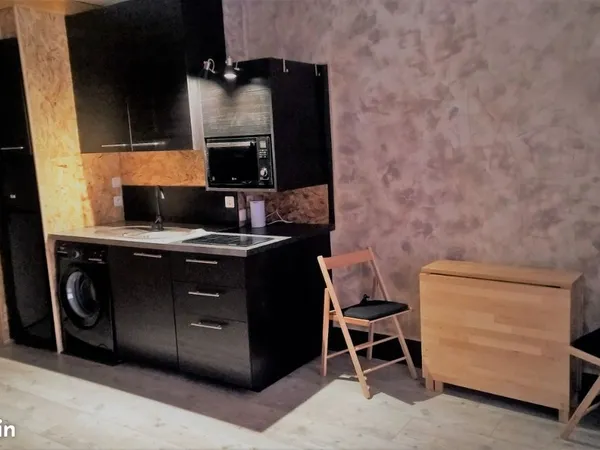 Studio meublé Privas