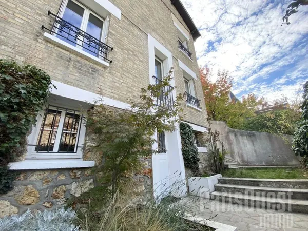 Vends maison - 100 m² - 5 pièces, 3 chambres - Ville-d'Avray 92410