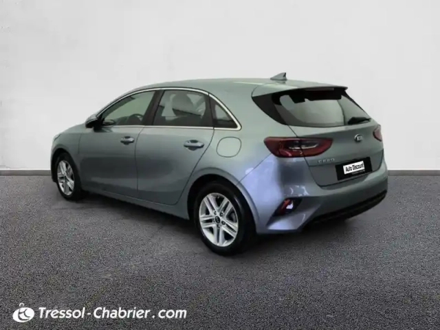 Kia Ceed 1.0 t-gdi 120 ch isg bvm6 active — photo 19