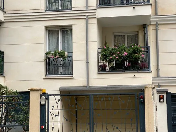 Parking sécurisé à La Garenne Colombes - Château / Ridel / République -
