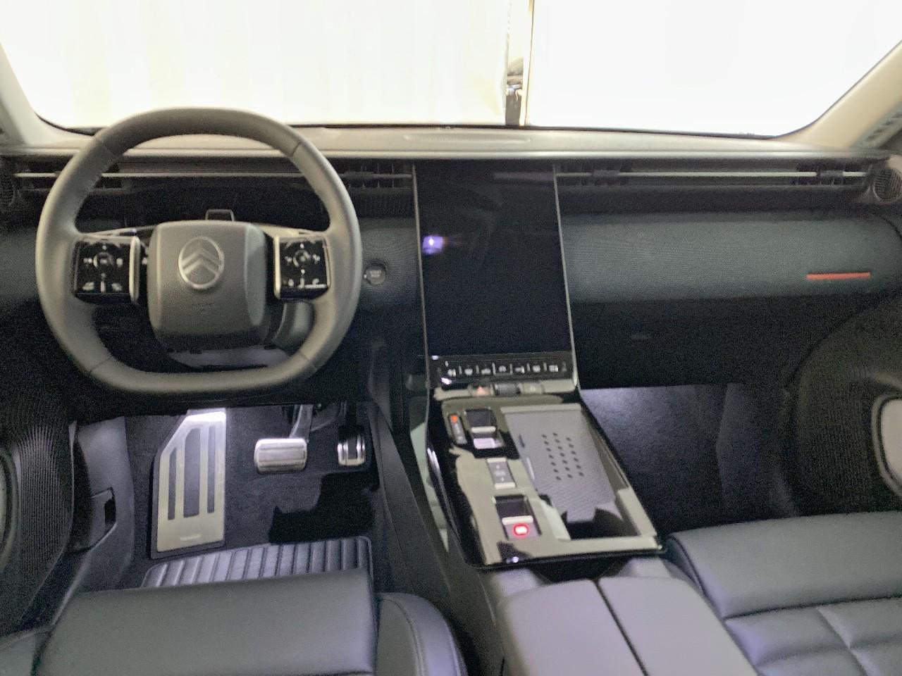 Citroën C5 Aircross hybride 145 ch e-dcs6 max — photo 8