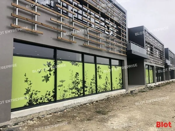Local commercial 410 m²