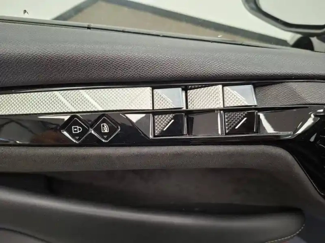 Ds Ds 4 puretech 130 eat8 — photo 40