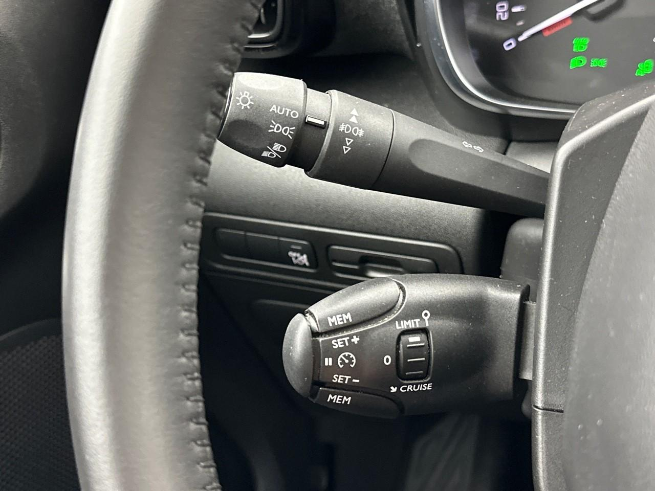Citroën C3 Aircross puretech 130 s&s eat6 shine pack — photo 17