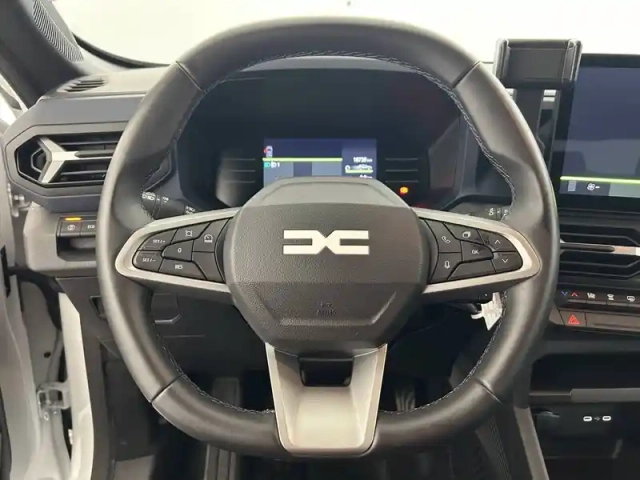 Dacia Duster eco-g 100 — photo 35