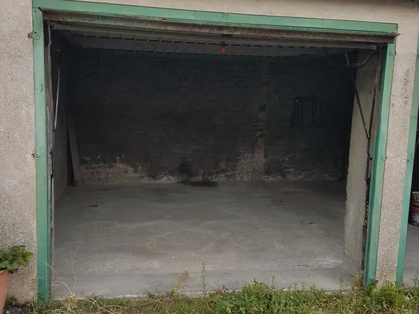 Garage centre bourg