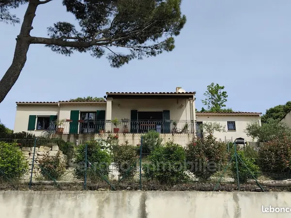 Villa 4 pièces 92 m²