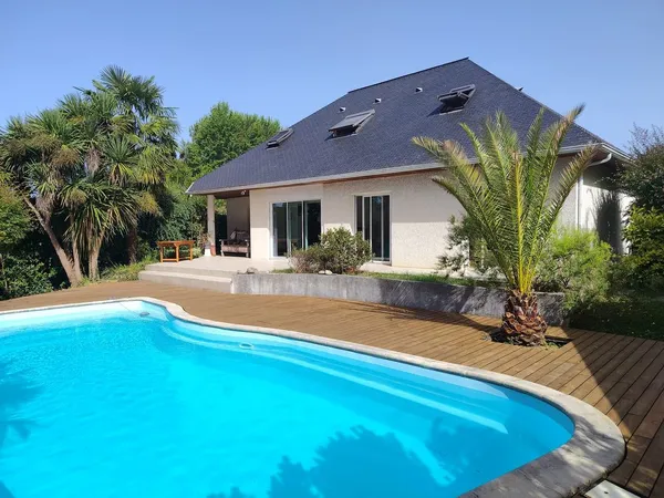 Maison de luxe 6 pièces 200 m²