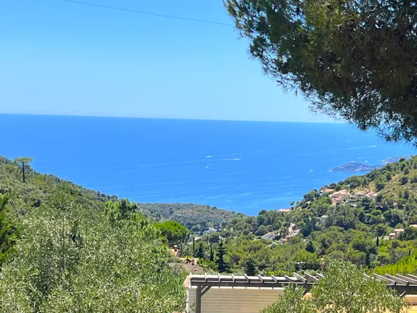 Proche MONACO, construction possible 600m² villa 3 pièces
