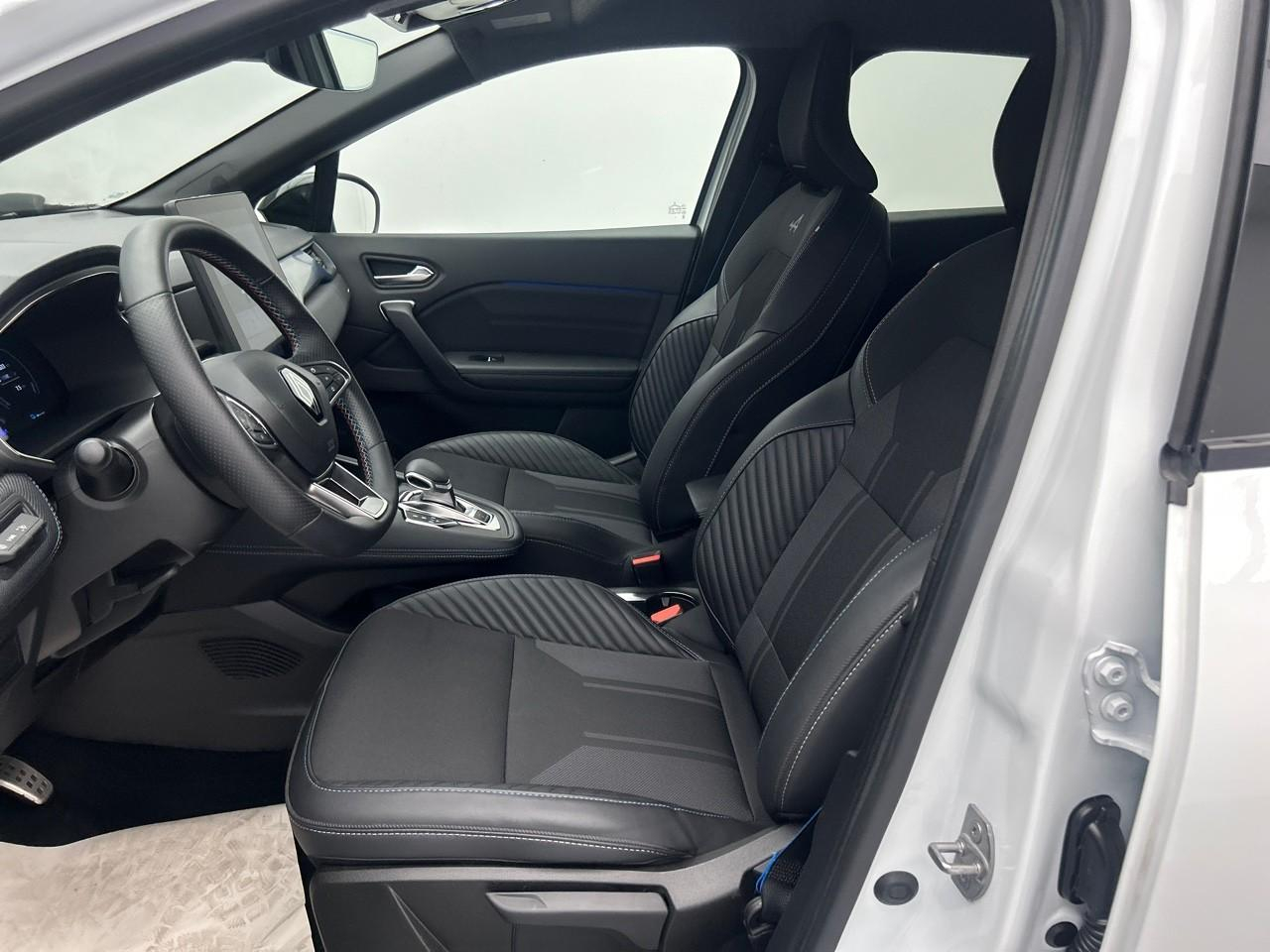 Renault Captur e-tech full hybrid 145 ch esprit alpine — photo 10