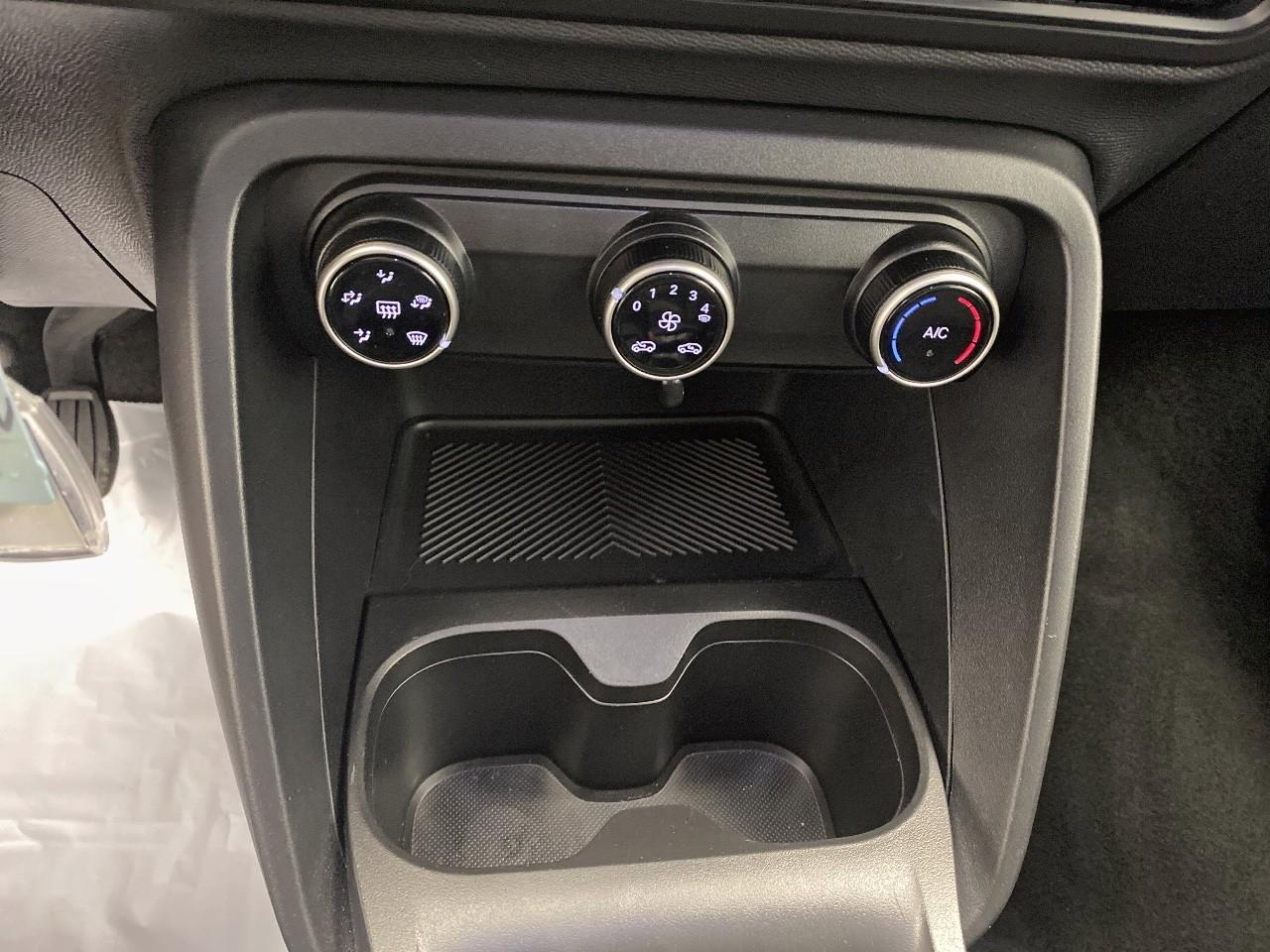 Citroën C3 turbo 100 ch manuelle plus — photo 15