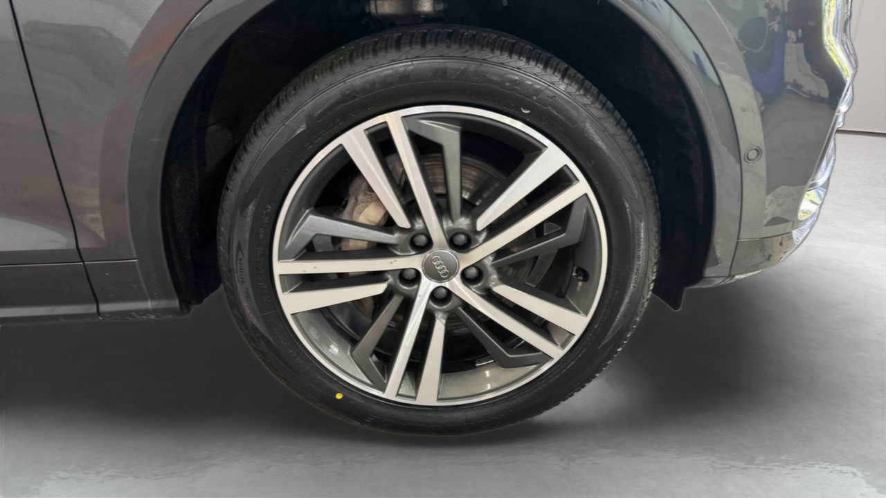 Audi Q5 55 TFSI e 367 S tronic 7 Quattro — photo 21
