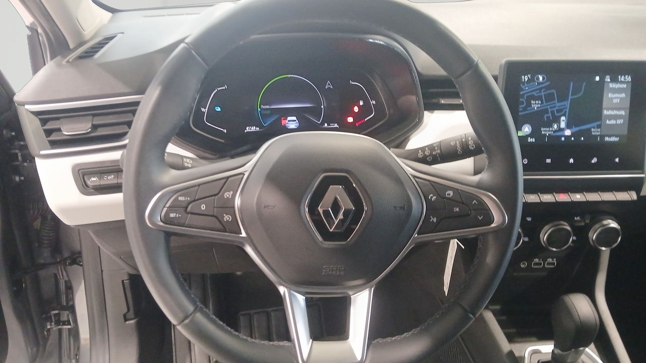 Renault Clio E-Tech full hybrid 145 — photo 10