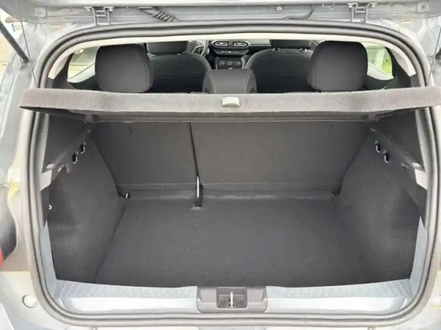 Dacia Sandero 1.0 tce 90ch expression -24 — photo 9