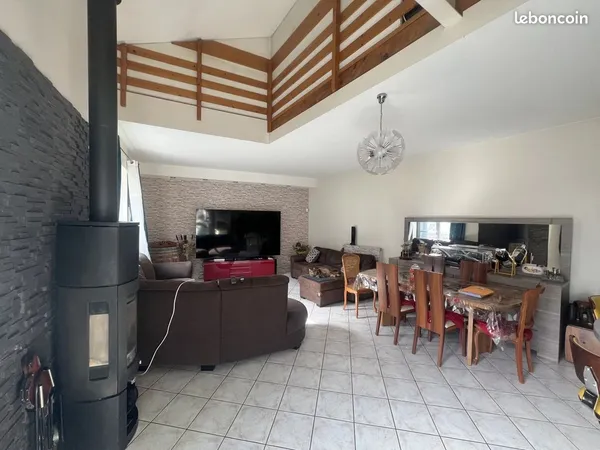 Maison 7 pièces 134 m²