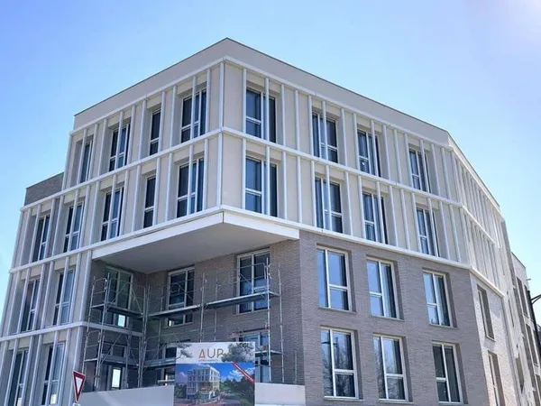 Bureau 665 m²