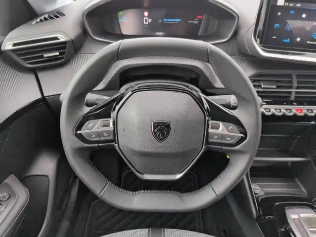 Peugeot 208 hybrid 110 e-dcs6 — photo 29