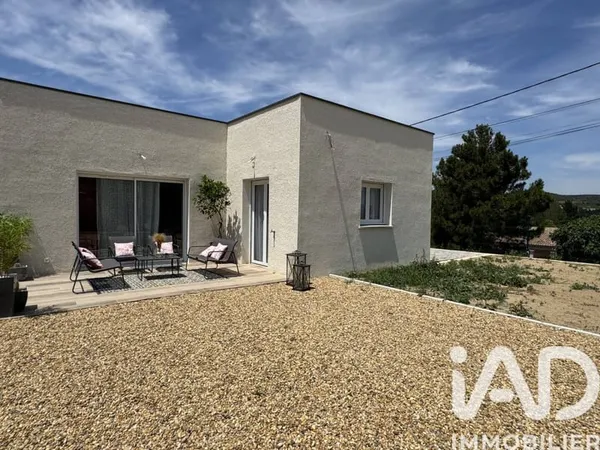 Maison de plain-pied 5 pièces 102 m²