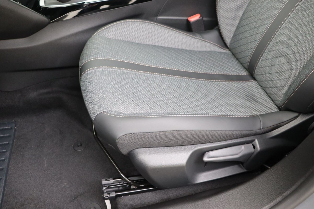 Peugeot 2008 — photo 16