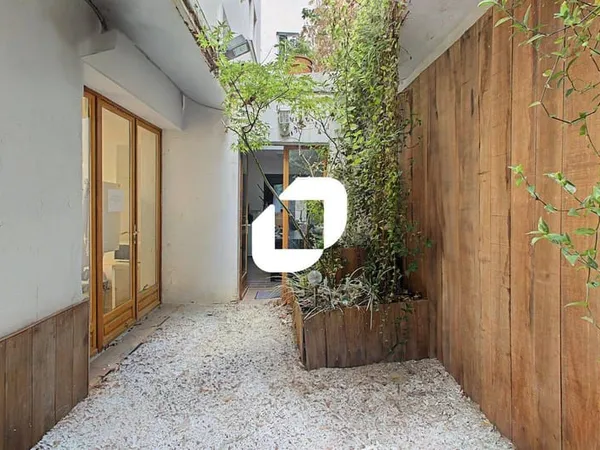 Bureaux 143 m²
