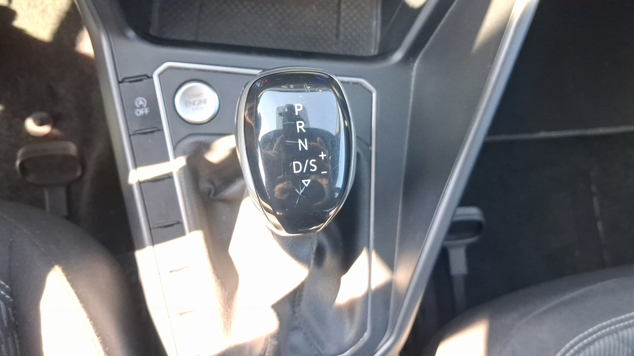 Volkswagen Taigo 1.5 TSI 150 DSG7 — photo 17