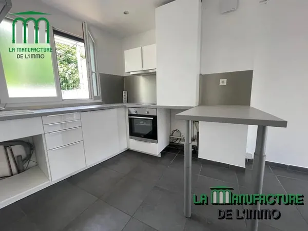 MAISON 2 PIECES 37,88 M2, BALCON, TERRASSE ET GARAGE. TERRENOIRE.