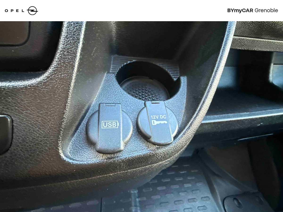 Peugeot BOXER TOLE 330 L2H2 BLUEHDI 140 S&amp;S — photo 16