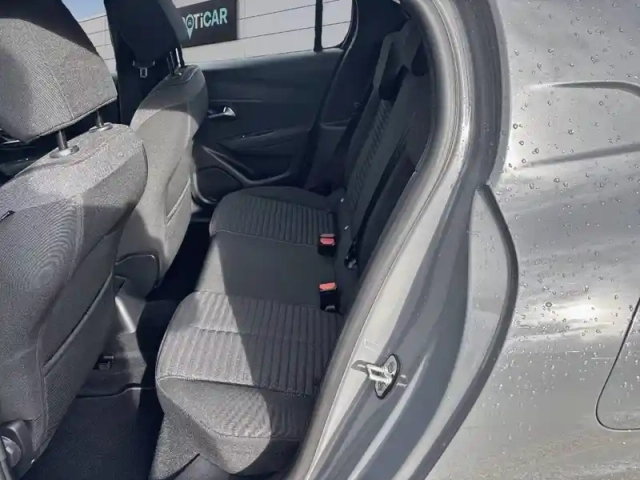 Peugeot 208 puretech 100 s&amp;s bvm6 — photo 11