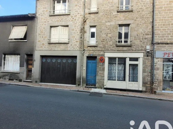 Maison 10 pièces 214 m²